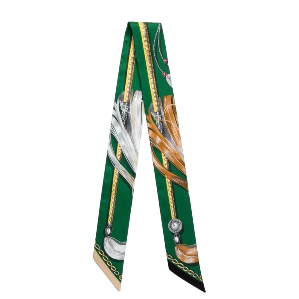 Rare HERMÈS Twilly Cavalcades in green